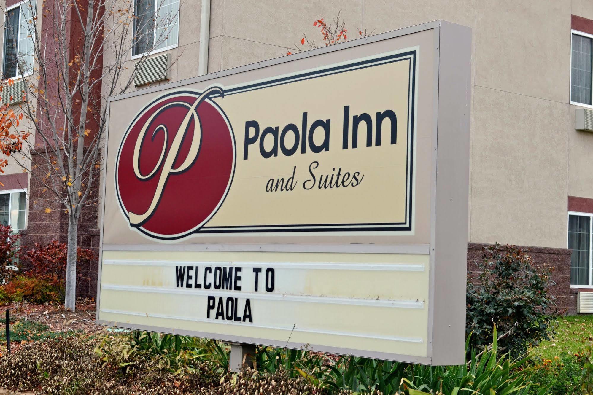 Paola Inn And Suites Экстерьер фото